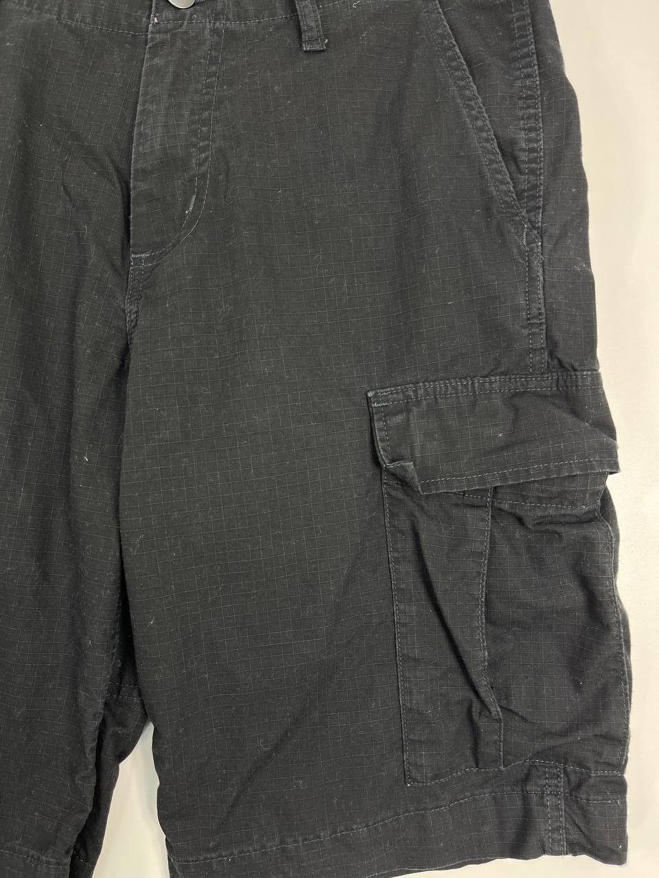Carhartt Carhartt WIP Regular Cargo Shorts Black Size 30 Size US 30 / EU 46 - 2 Thumbnail