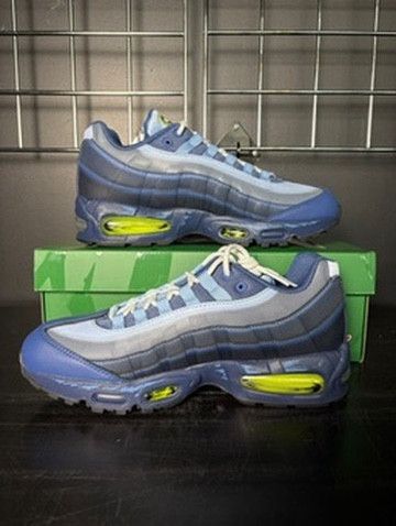 Nike Nike Air Max Muscle 95 x Yu-Gi-Oh! (with Promo Card) Size US 9 / EU 42 - 2 Thumbnail