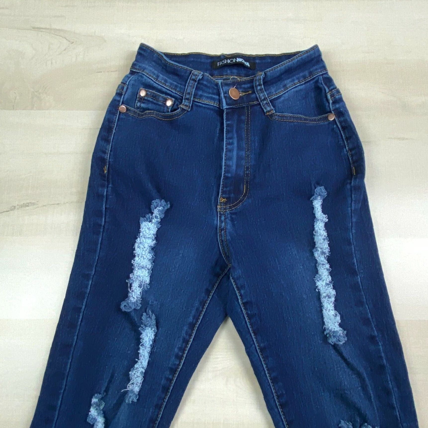 Fashion Nova Fashion Nova Womens High Waist Juniors Distressed Jeans Size 1 2 Size 25" / US 0 / IT 36 - 2 Thumbnail