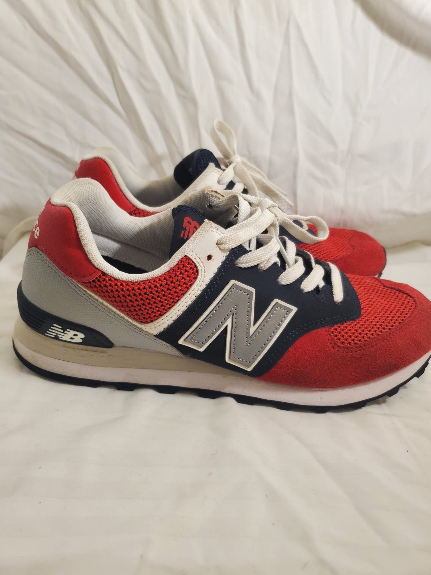 New Balance UNISEX NEW BALANCE SNEAKERS IN RED COLOR Size US 8.5 / EU 41-42 - 2 Thumbnail