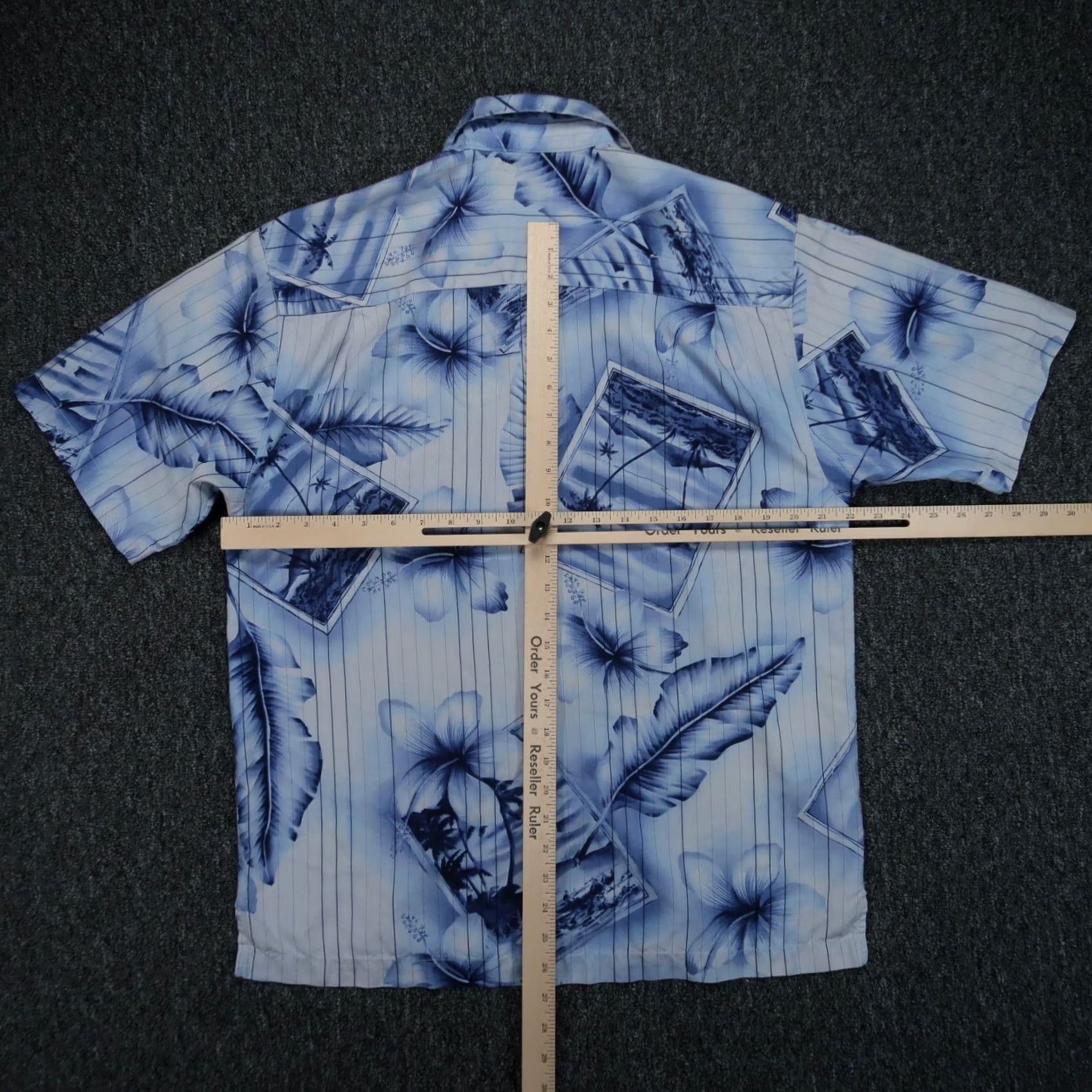 Tommy Bahama Tommy Bahama Shirt Men Medium Blue Silk Floral Postcard Vintage Fit Short Sleeve Poster Card Silk Shirt Men Modern Casual Travel Workwear Size US M / EU 48-50 / 2 - 4 Thumbnail
