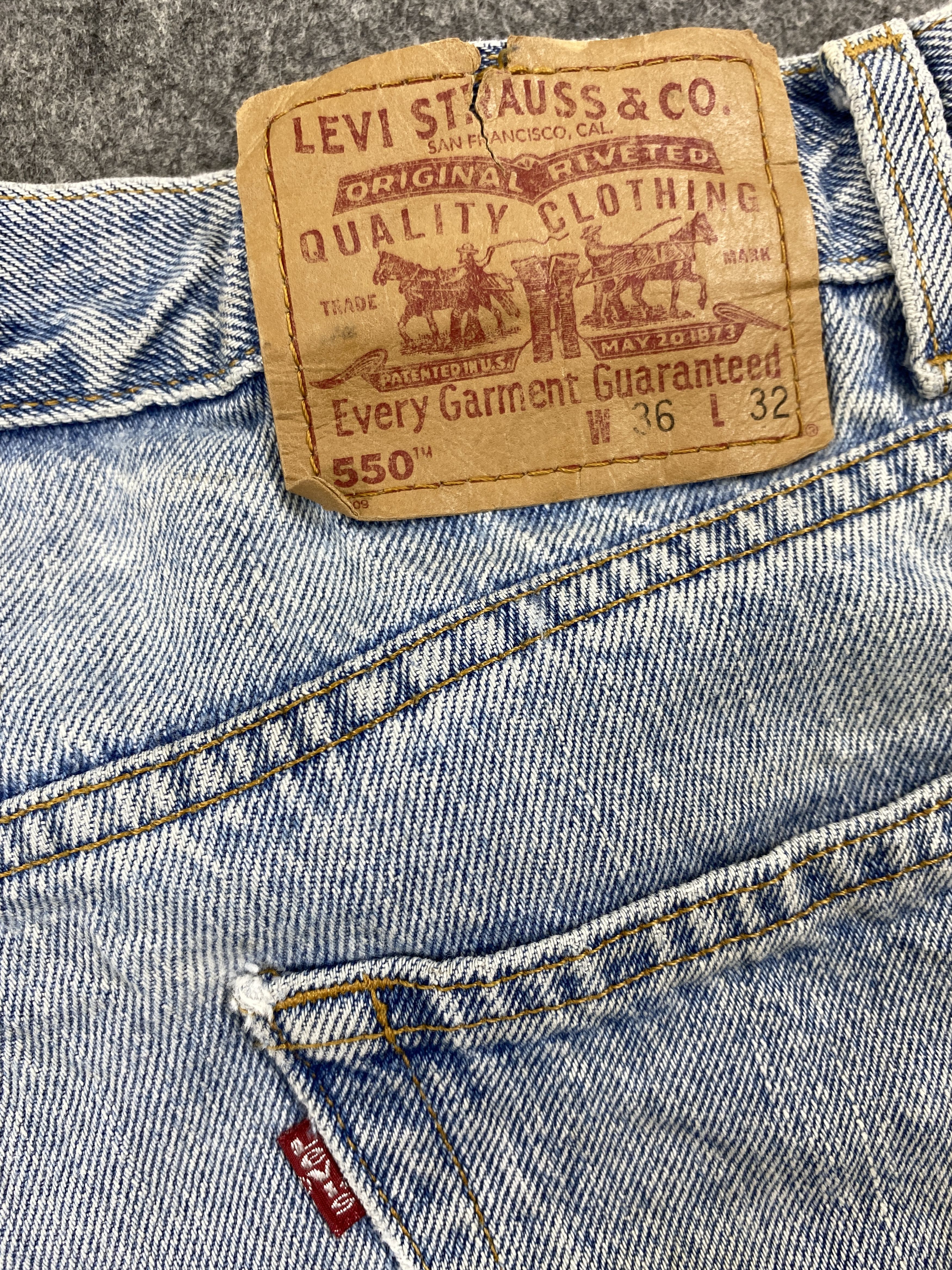 Levi's Light Blue Wash Vintage Levi's 550 34x31.5 Denim -SJ023 Size US 34 / EU 50 - 10 Thumbnail