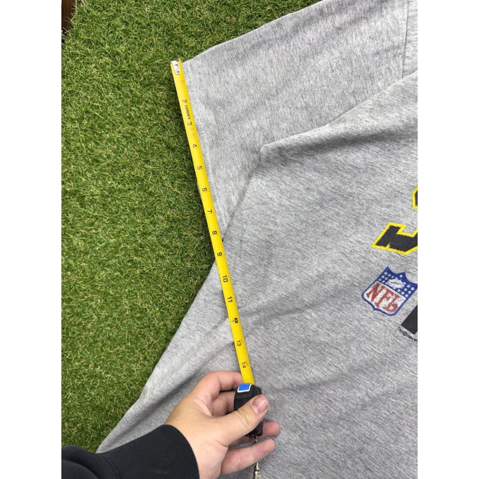 NFL VINTAGE NFL Pittsburgh Steelers Shirt Mens 2XL Gray 90s Retro Logo Football NFL Pro Line Shirt 2XL Mens Gray Size US XXL / EU 58 / 5 - 6 Thumbnail