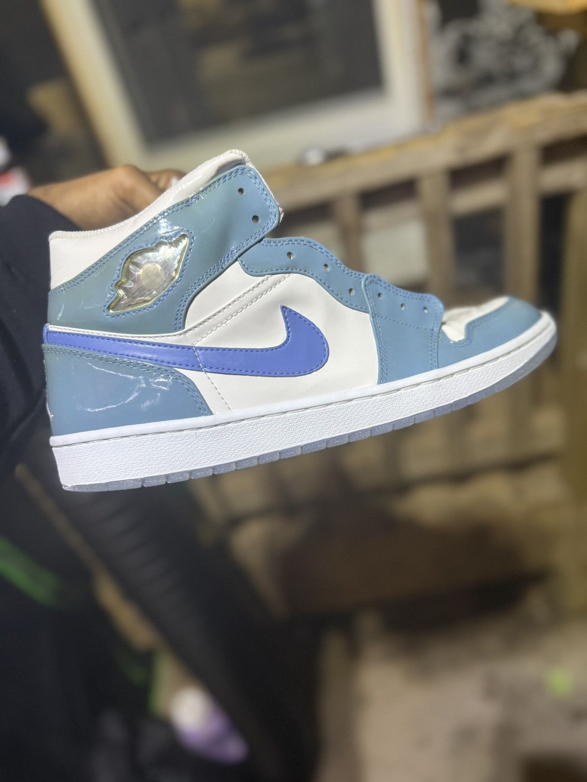 Jordan Brand Jordan 1 Retro UNC Patent Size US 12 / EU 45 - 7 Thumbnail