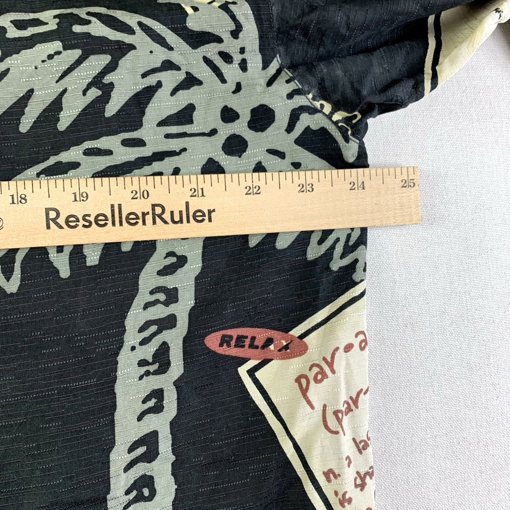 Tommy Bahama Tommy Bahama Hawaiian Silk Shirt Mens Large Black Button-Up Palms Trees Shirt Size US L / EU 52-54 / 3 - 5 Thumbnail