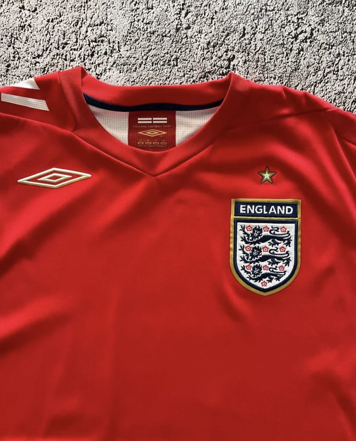Umbro × Vintage England Umbro Football Shirt Away 2006-2008 Size XL Size US XL / EU 56 / 4 - 4 Thumbnail