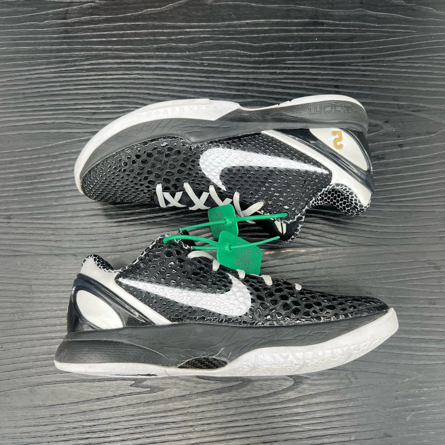Nike zk6 gigi white black gold 42 Size US 9 / EU 42 - 3 Thumbnail