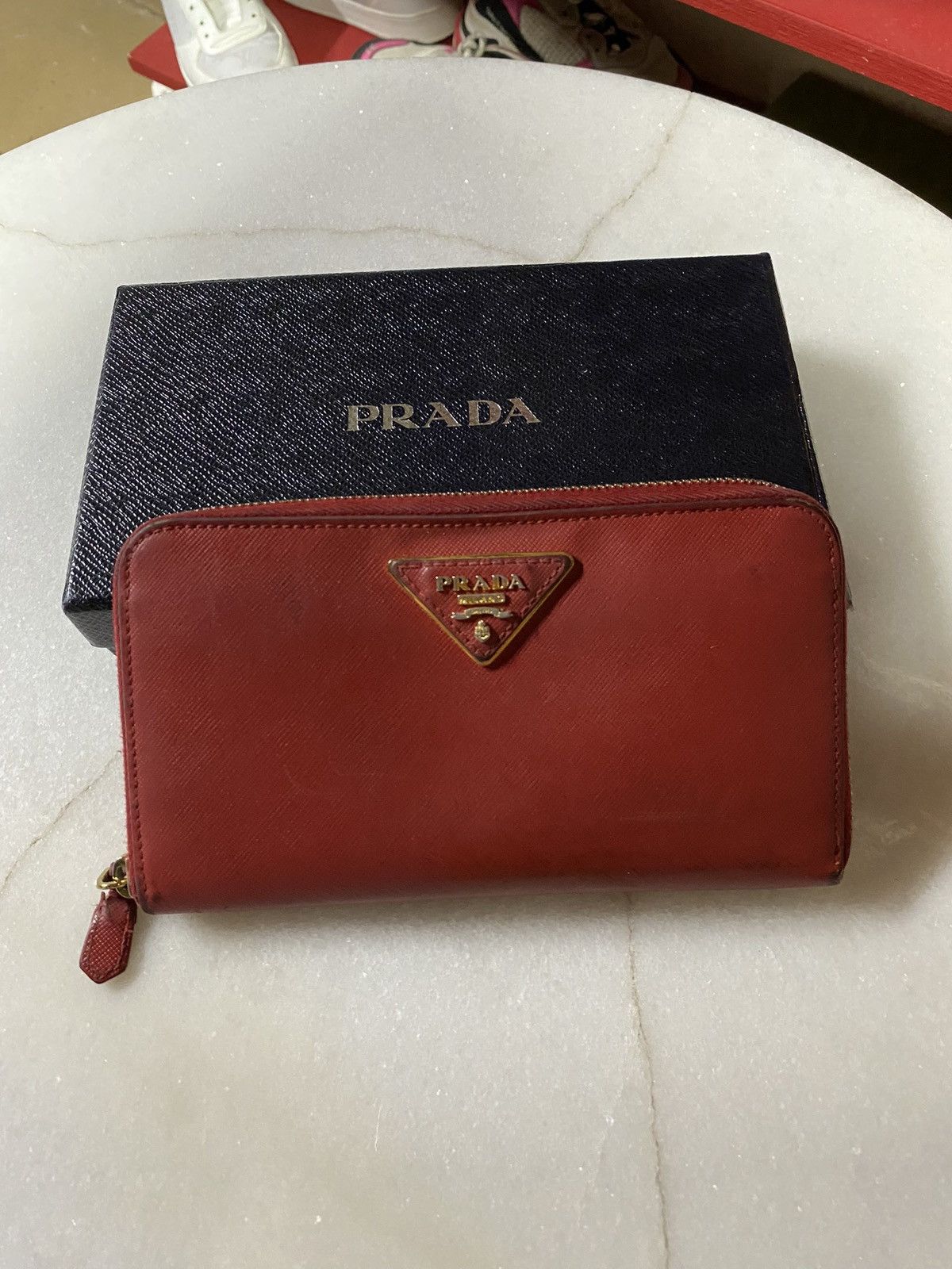 Prada Prada Red Womens Leather Long Wallet Preowned Size ONE SIZE - 1 Thumbnail