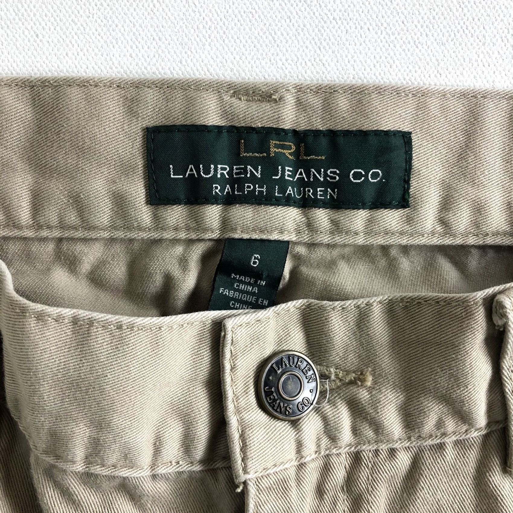 Ralph Lauren This response meets all the requirements and constraints specified in prompt. It’S optimal title Size 28" / US 6 / IT 42 - 6 Thumbnail