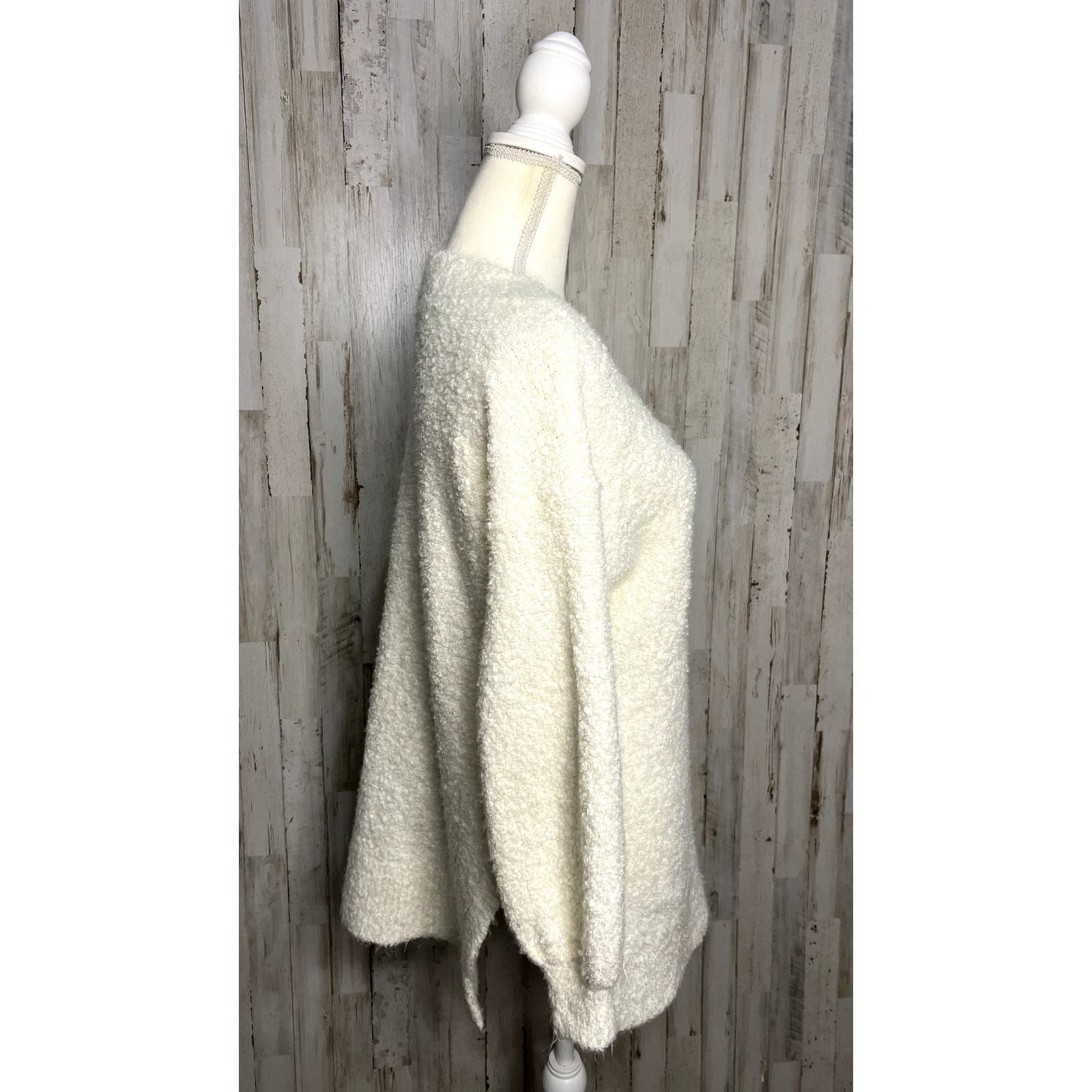 Anthropologie Anthropologie Pilcro Women's XS Ivory V-Neck Tunic Sweater Size XS / US 0-2 / IT 36-38 - 3 Thumbnail