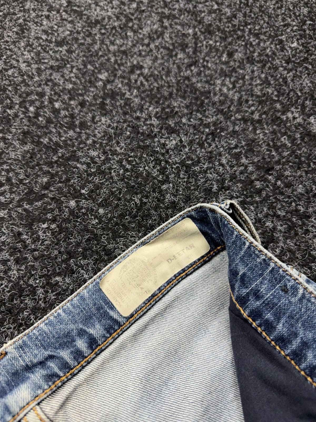 Diesel Luxury Diesel 00s D-Eetar Y2K Distressed Light Wash Jeans Size US 29 - 13 Thumbnail