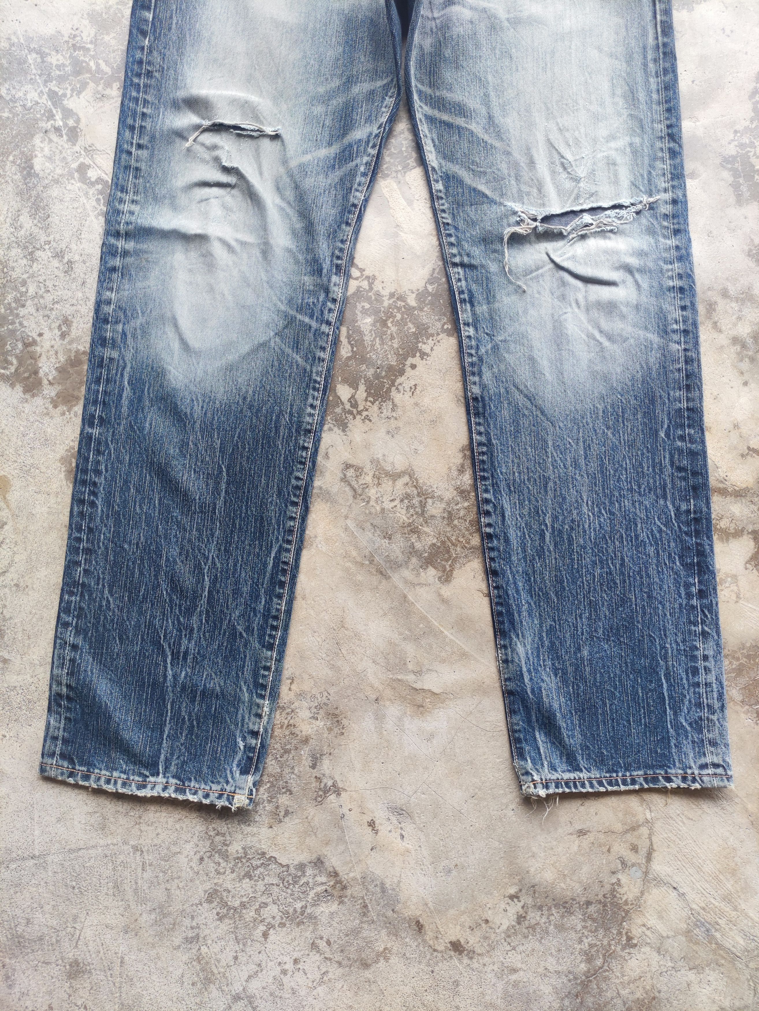 Edwin Vintage Edwin Brand Faded Distressed Ripped Denim Pants Size US 40 / EU 56 - 4 Thumbnail