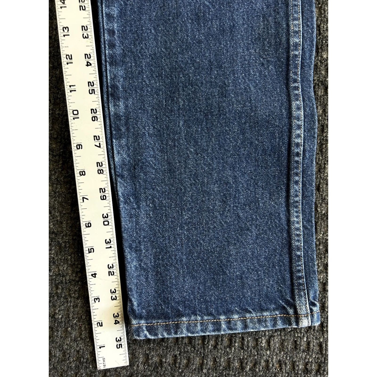 Wrangler VINTAGE Wrangler Jeans Regular Fit 33 x 34 Blue Denim 96501MR Work Cowboy Jeans Men Regular 33 Blue Denim Size US 33 - 6 Thumbnail