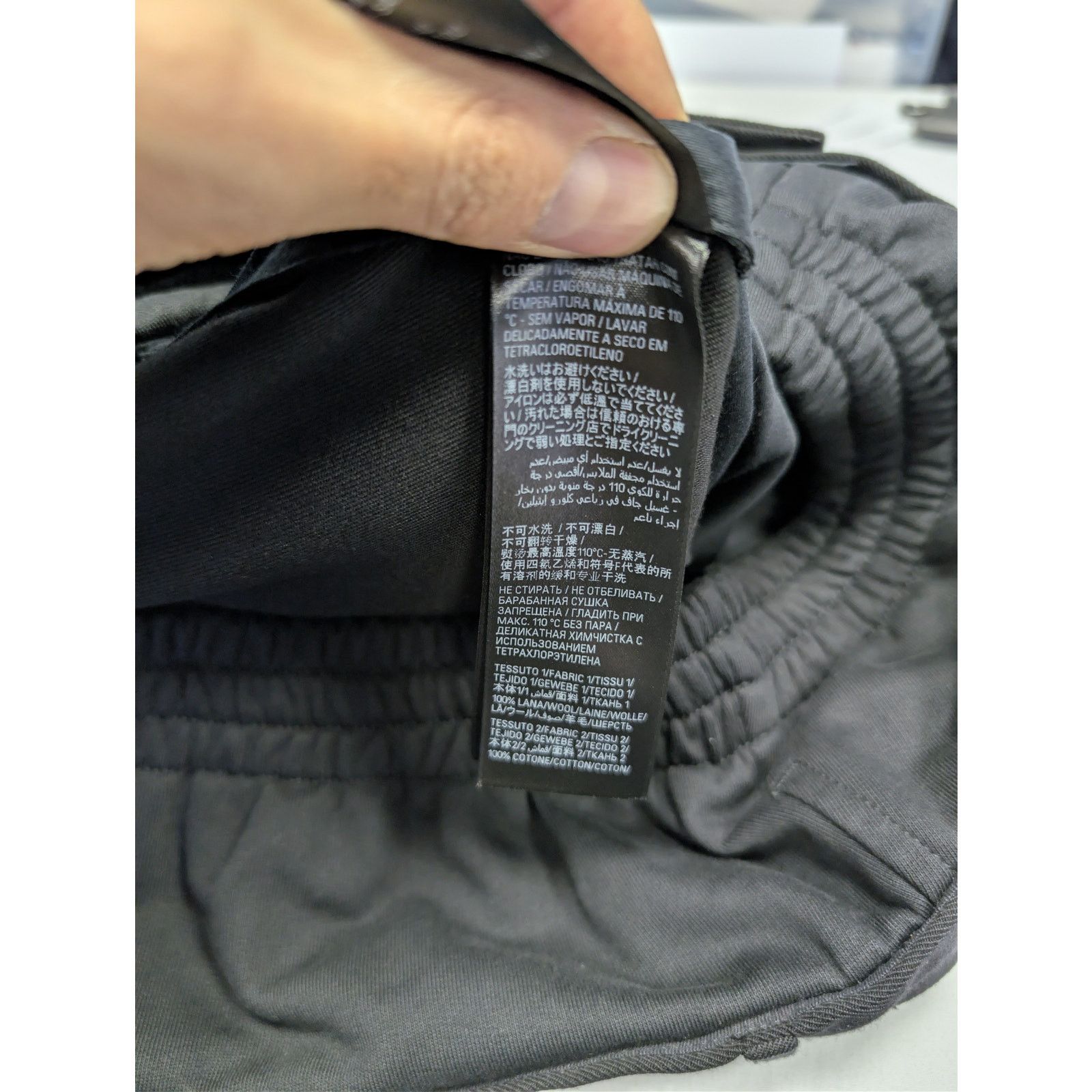 Balenciaga o1rshd1 Dry Wool Twill Hybrid Tailoring Pants in Black Size US 30 / EU 46 - 19 Thumbnail