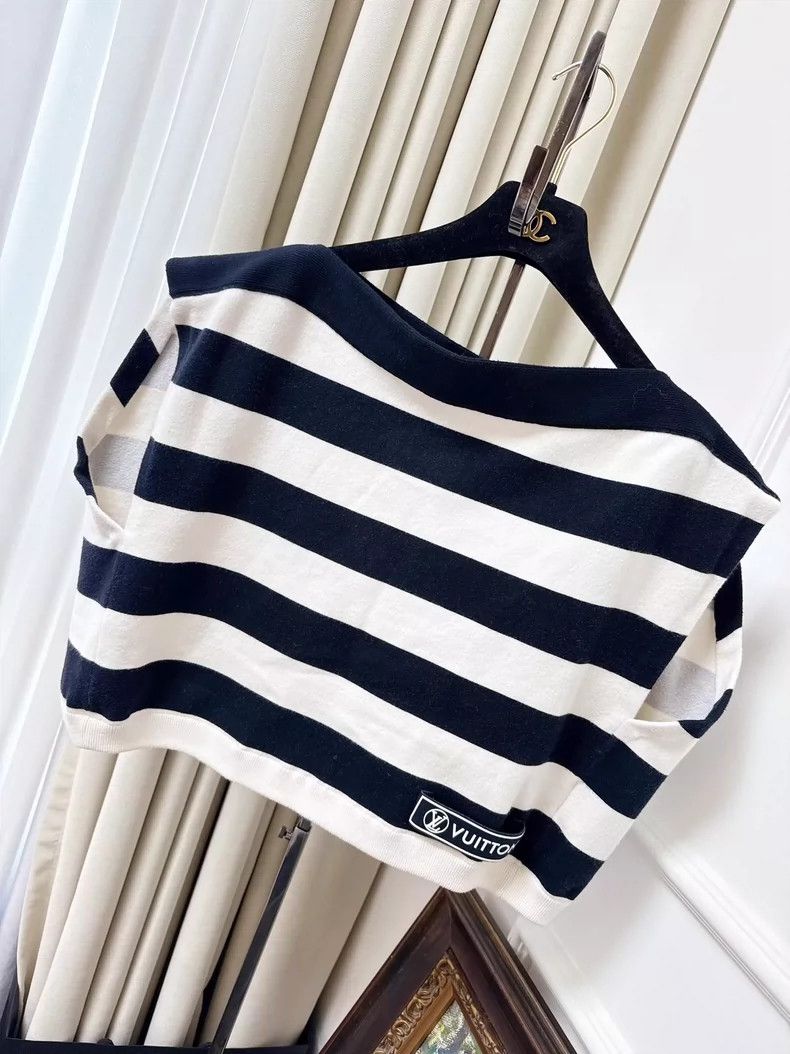 Louis Vuitton LOUIS VUITTON Black and white striped one-shoulder top Slee Size XS / US 0-2 / IT 36-38 - 1 Thumbnail