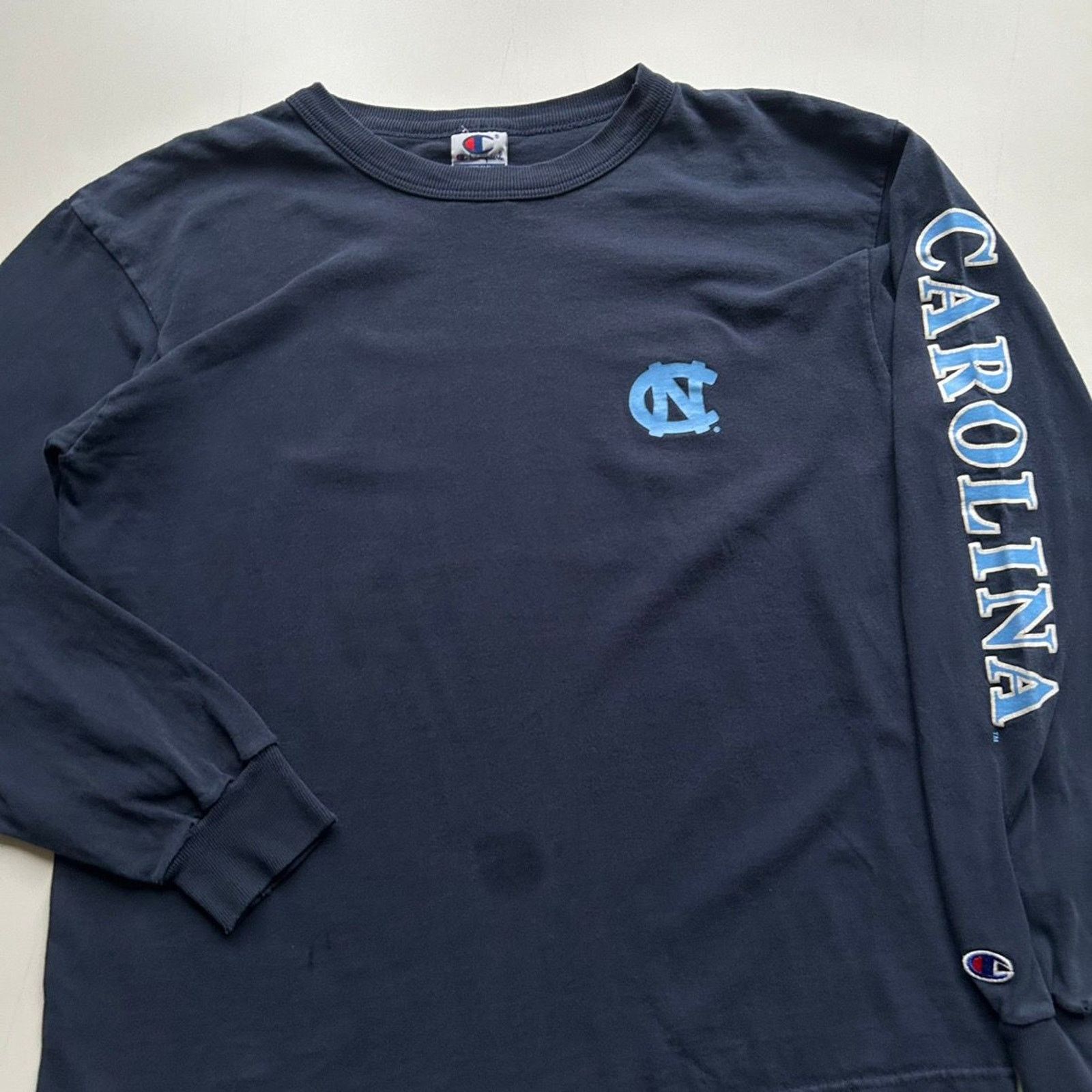 Champion Vintage UNC Tar Heels NCAA Graphic Long Sleeve Shirt Small Size US S / EU 44-46 / 1 - 2 Thumbnail