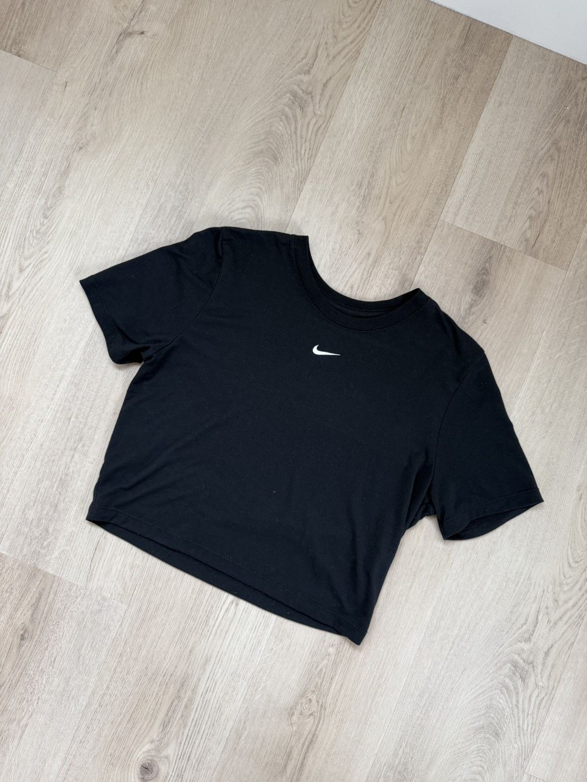 Nike Nike Center Swoosh Women Crop Tee Size L / US 10 / IT 46 - 1 Thumbnail
