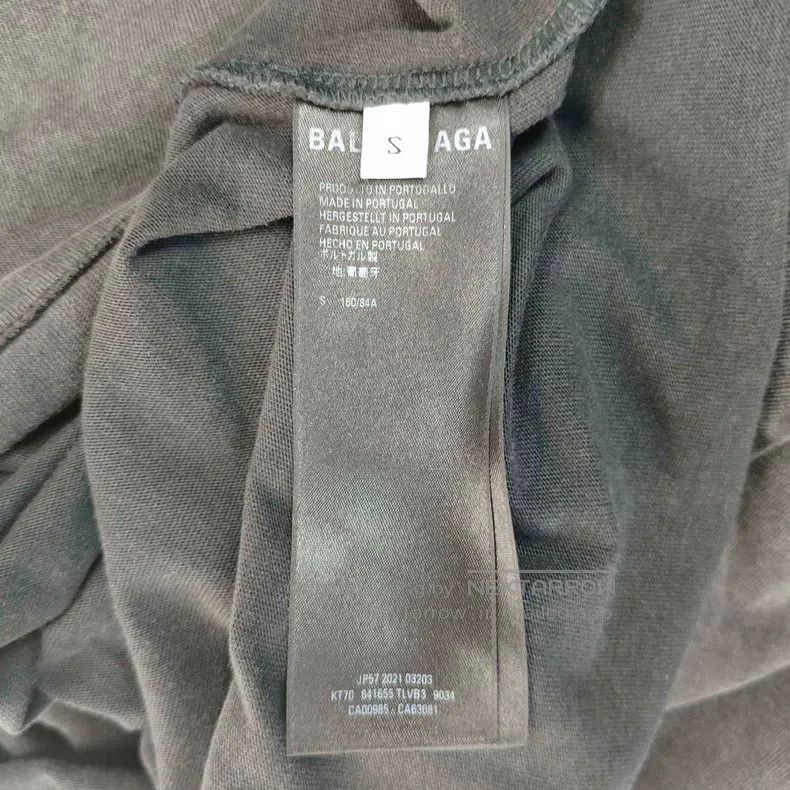 Balenciaga Balenciaga Distressed Washed Letter Reversed Round Neck Sh Size US S / EU 44-46 / 1 - 4 Thumbnail