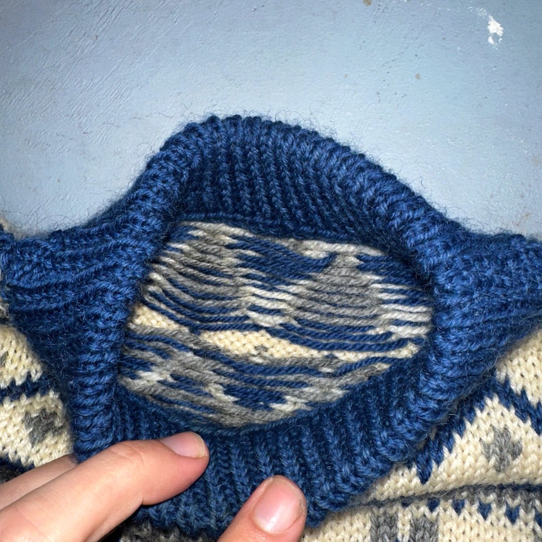 Vintage VINTAGE 1960s Handmade Aztec Cable Sweater Rockabilly Cottage Core Women’s Medium Blue Size M / US 6-8 / IT 42-44 - 7 Thumbnail