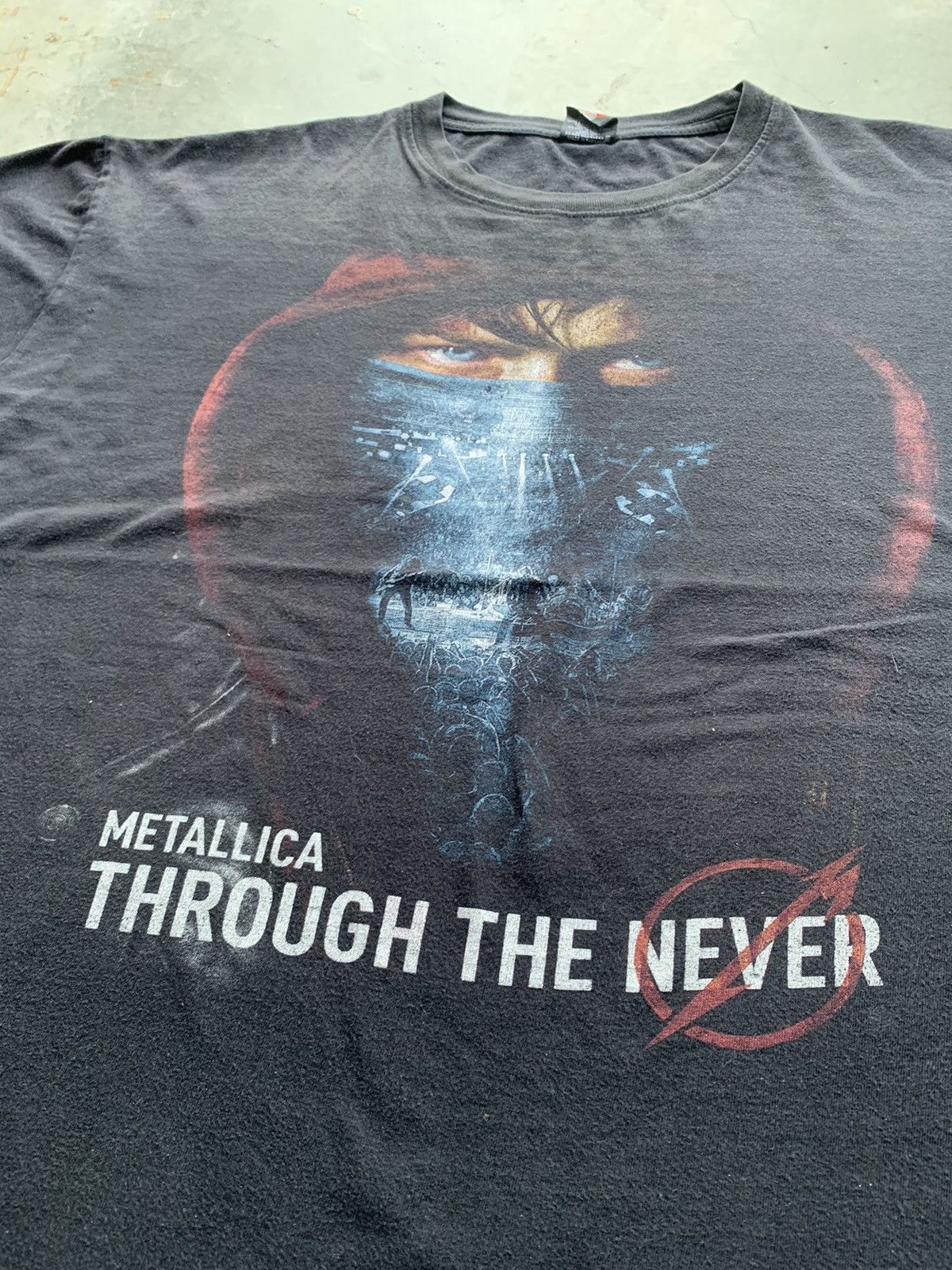Band Tees TRASHED FADED Metallica Through The Never Band tshirt Size US XL / EU 56 / 4 - 2 Thumbnail