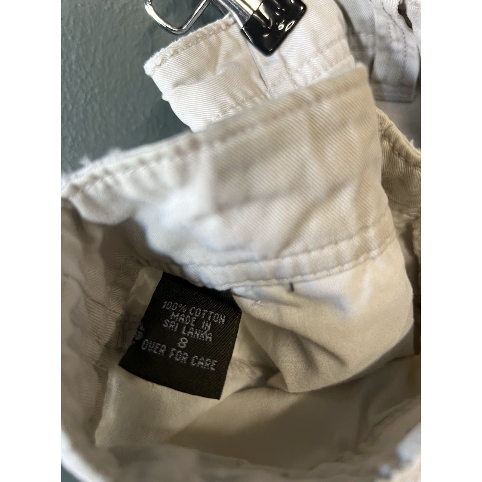 Abercrombie & Fitch Abercrombie & Fitch Womens Cargo Shorts White Size 8 Regular Cotton Cargo Shorts Womens 8 White Mens Womens Size 30" / US 8 / IT 44 - 3 Thumbnail