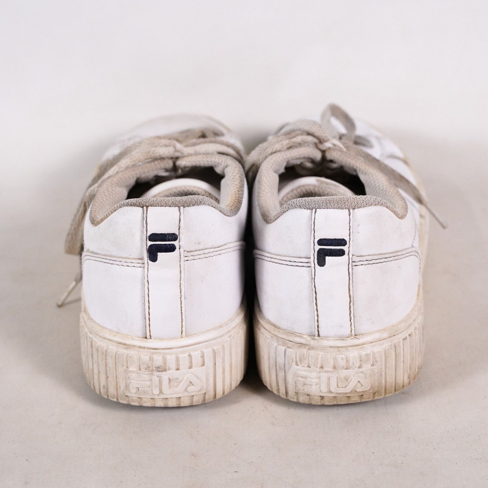 Fila Fila Athletic Shoes Casual Low Top Sneakers Women Size 7 Size US 7 / IT 37 - 3 Thumbnail