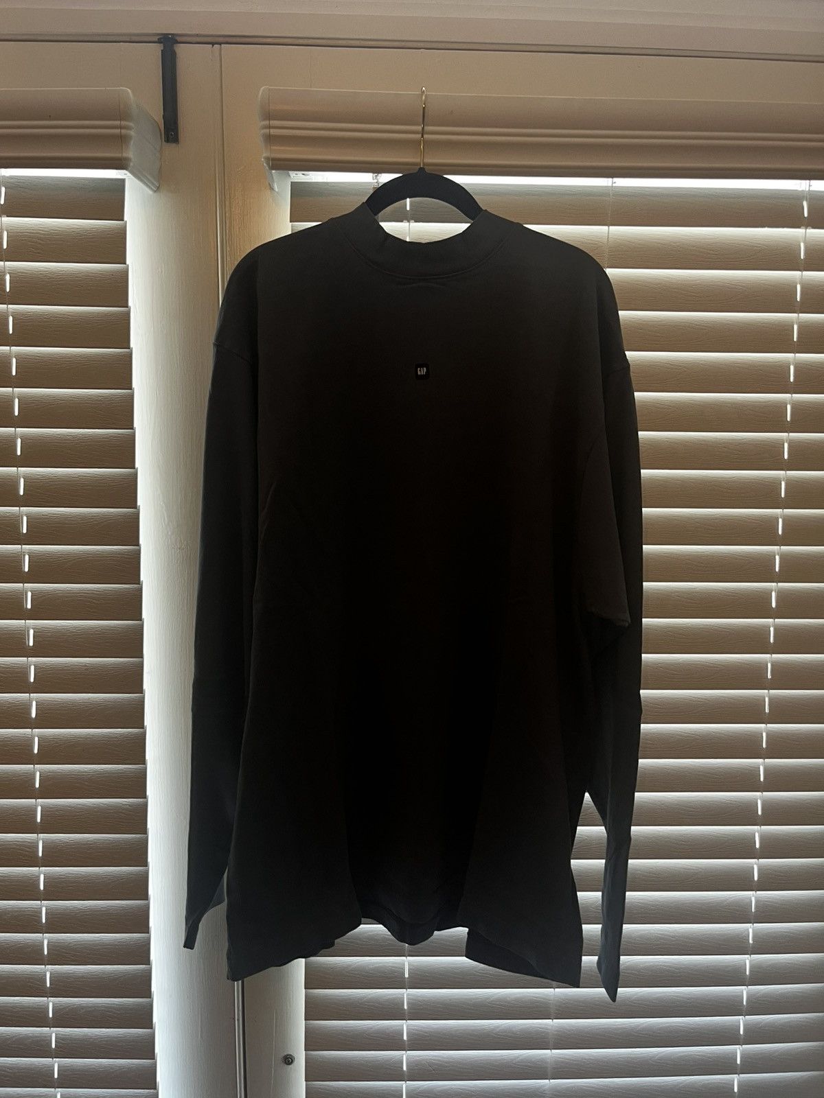 Gap × Yeezy Logo long sleeve dark green Size US M / EU 48-50 / 2 - 1 Thumbnail