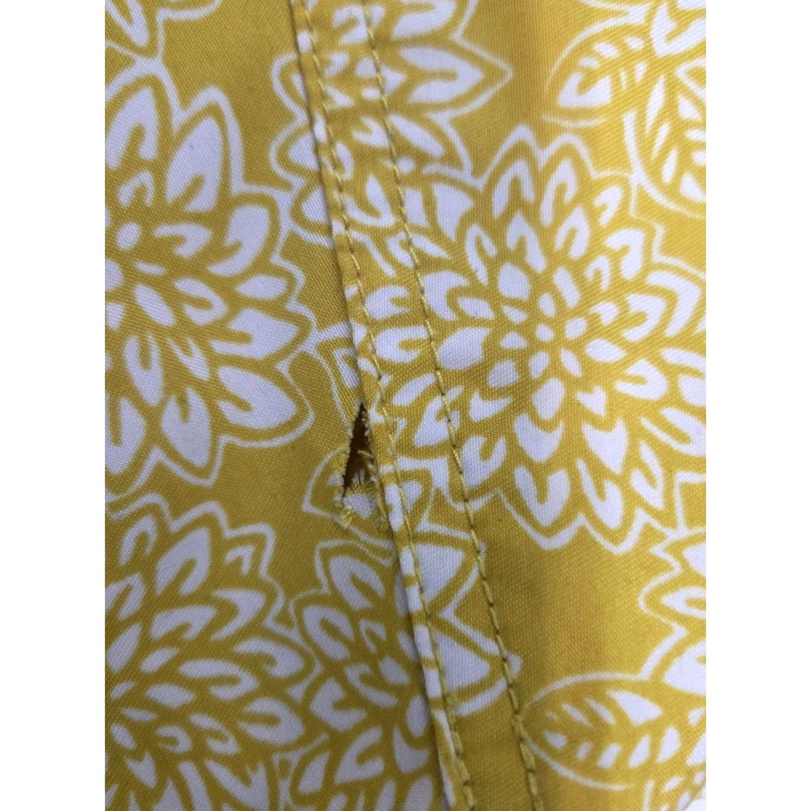 CO Trunks Surf and Swim Co Men Boardshorts Yellow/White Floral 32 Beach Surf Tropical 90s? Size US 32 / EU 48 - 8 Thumbnail