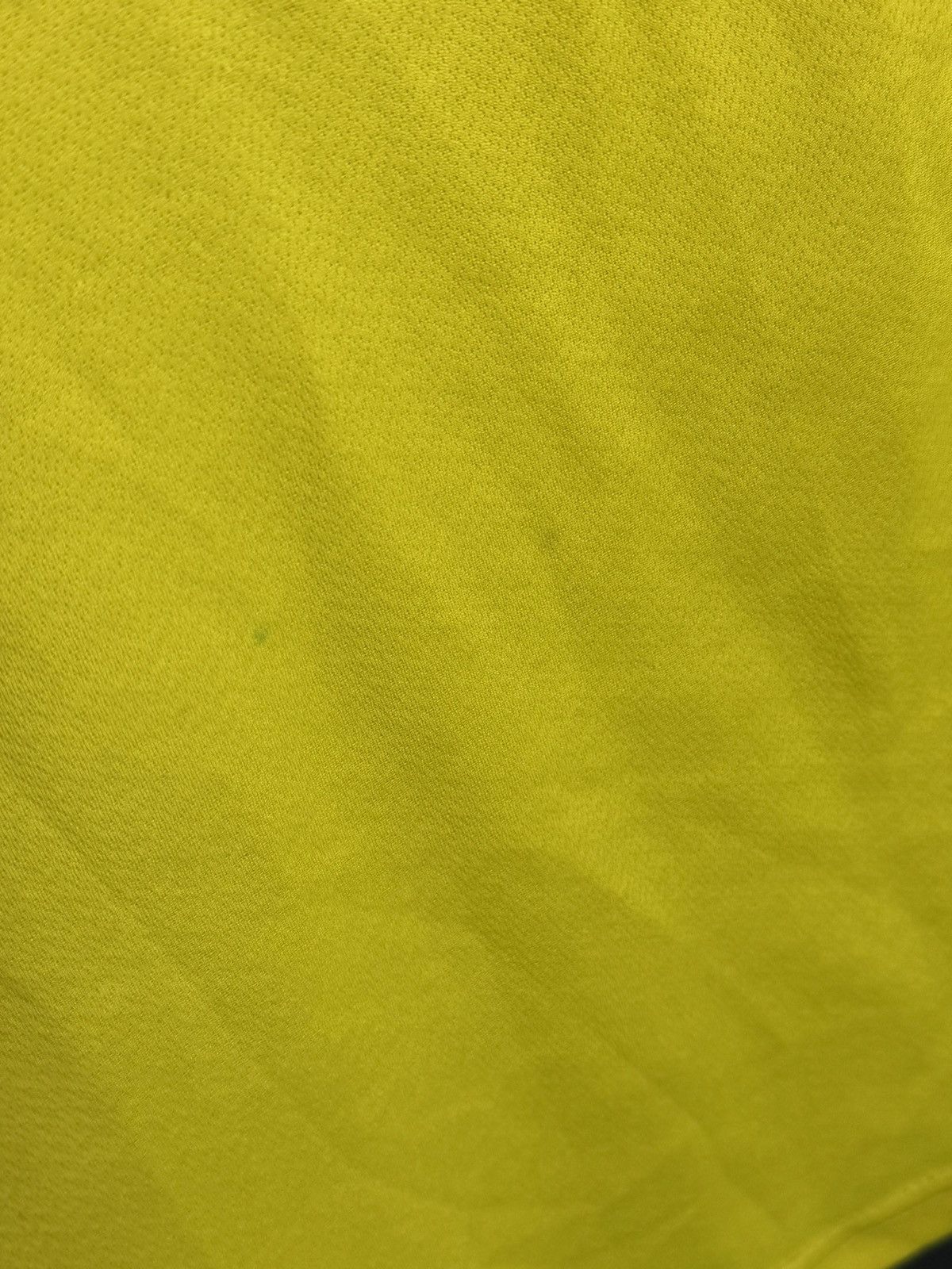 Errea Norwich City 12/13 Home Football Long Sleeve Jersey Size US M / EU 48-50 / 2 - 6 Thumbnail