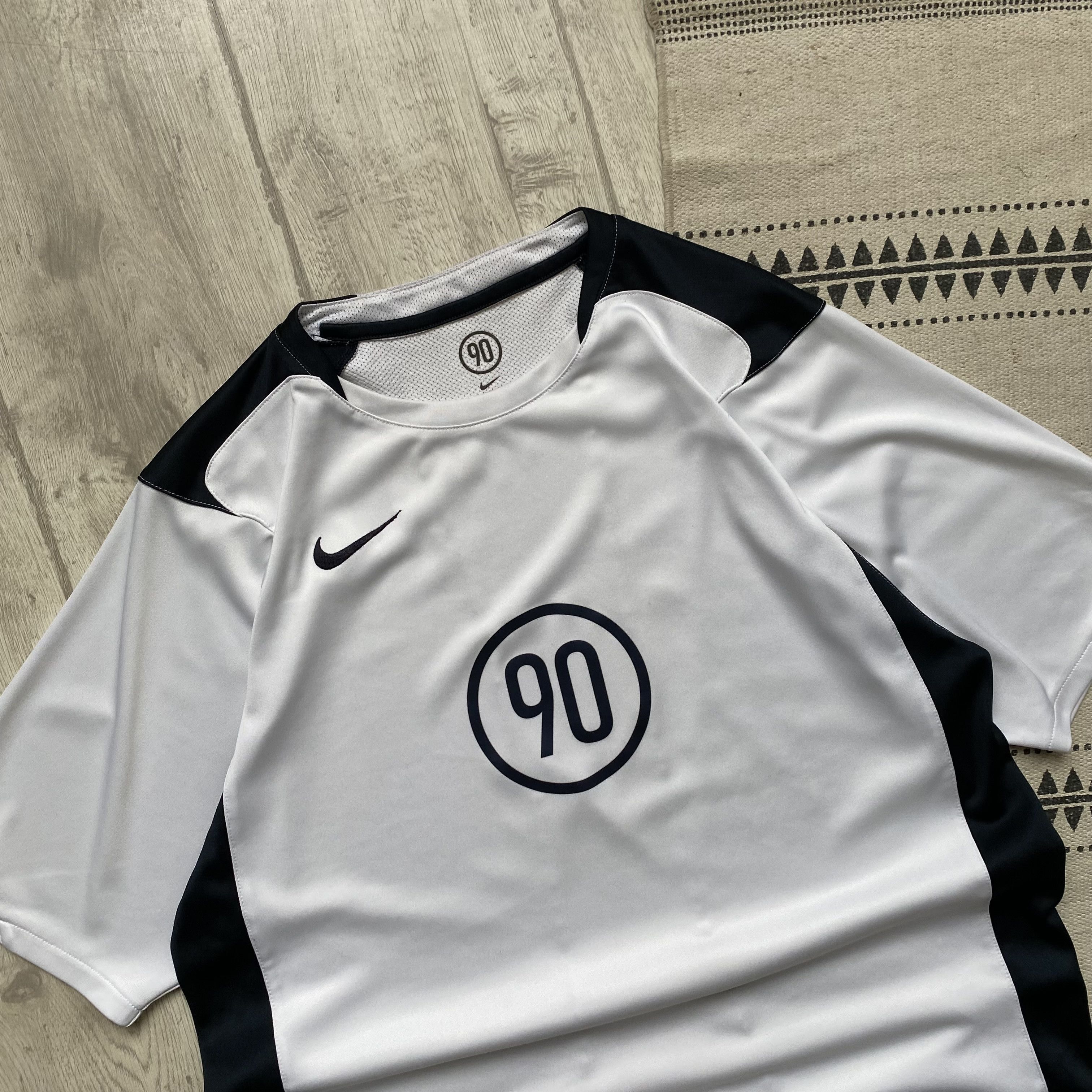 Nike DRILL Vintage Nike T90 tee Jersey Tn Shox Style Size US L / EU 52-54 / 3 - 2 Thumbnail