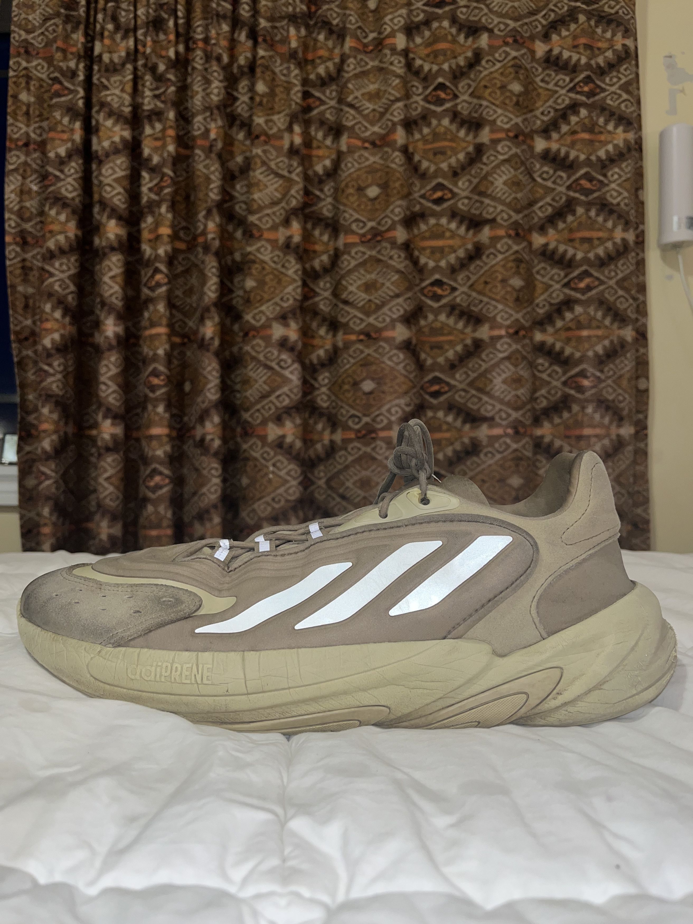 Adidas × Vintage Size 12 Tan Adidas Ozelia Size US 12 / EU 45 - 2 Thumbnail
