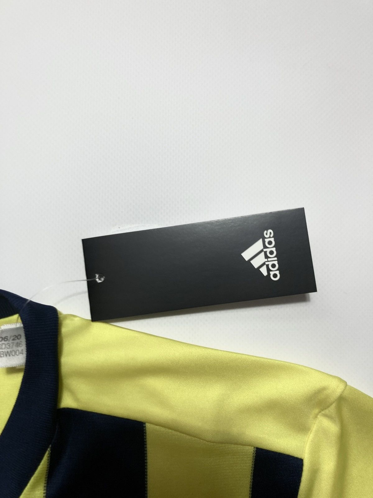 Adidas FENERBAHCE ADIDAS 2020/2021 SOCCER FOOTBALL HOME JERSEY Size US M / EU 48-50 / 2 - 6 Thumbnail