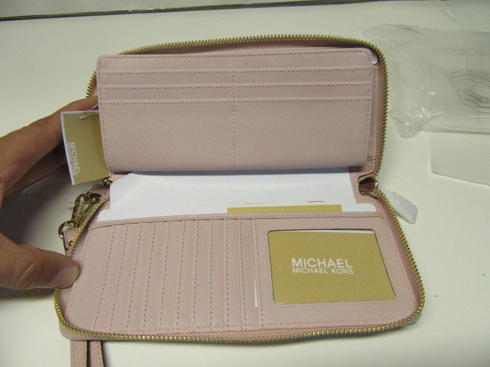 Michael Kors Michael Kors Jet Set Travel Continental Pebbled Blossom Size ONE SIZE - 4 Thumbnail