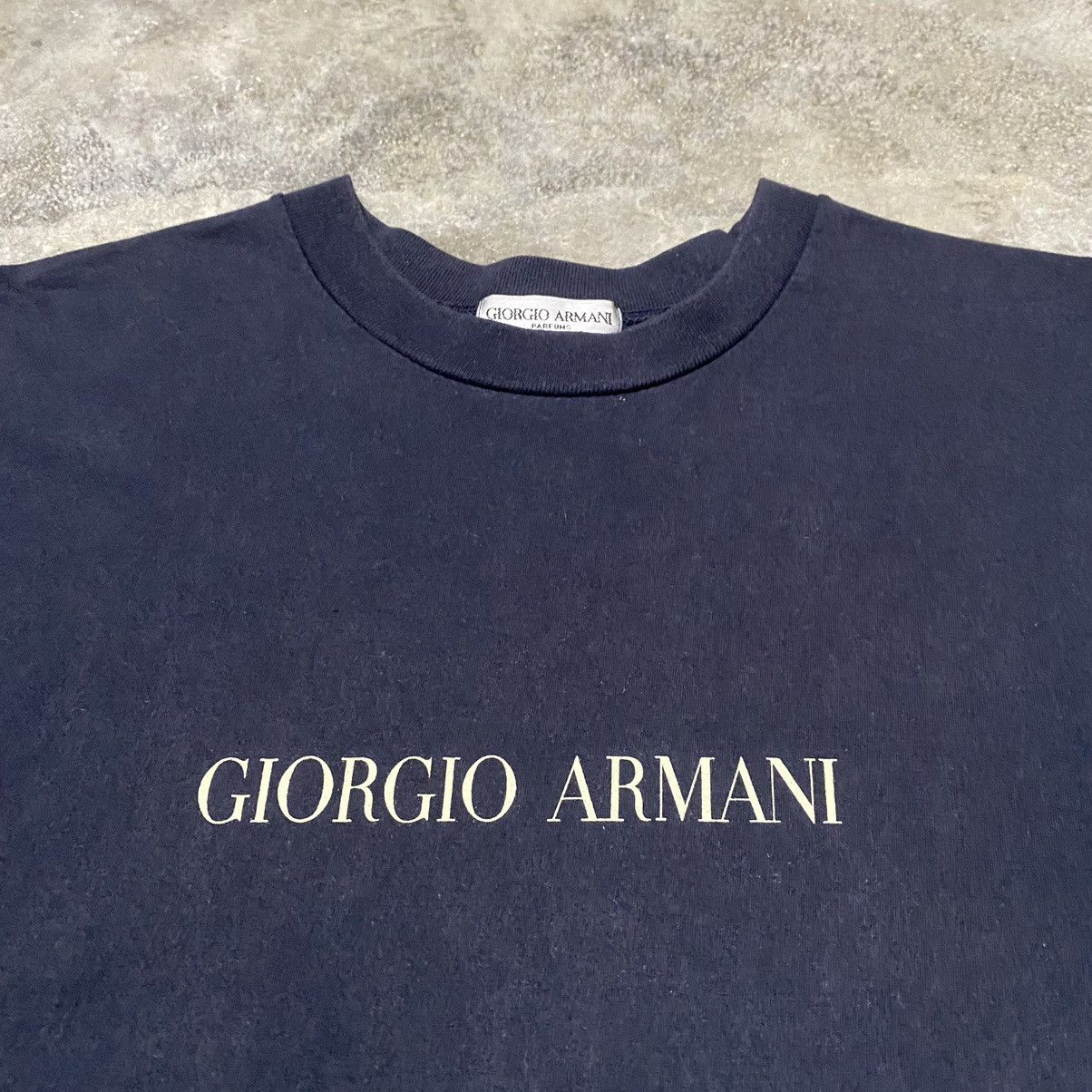 Giorgio Armani × Vintage VINTAGE GIORGIO ARMANI PARFUMS MADE IN GREECE SHIRT Size M / US 6-8 / IT 42-44 - 2 Thumbnail