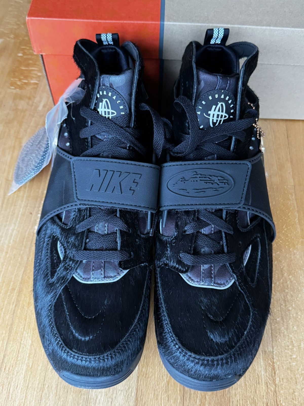 Corteiz × Nike Corteiz Nike Air Trainer Huarache Onyx Black US12 UK11 EU46 Size US 12 / EU 45 - 2 Thumbnail