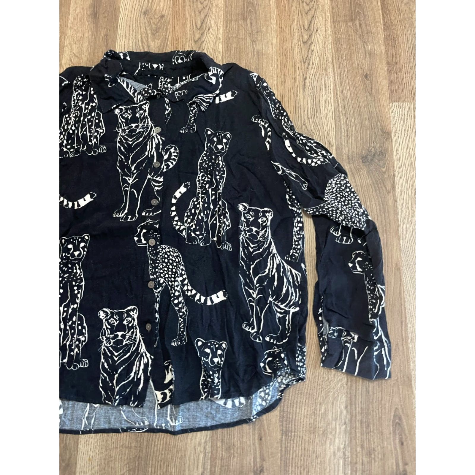 Vintage VINTAGE? Jane + Delancey Shirt Women’s XL-XXL? Black White Cheetah Print Button Up Size XXL / US 16-18 / IT 52-54 - 4 Thumbnail