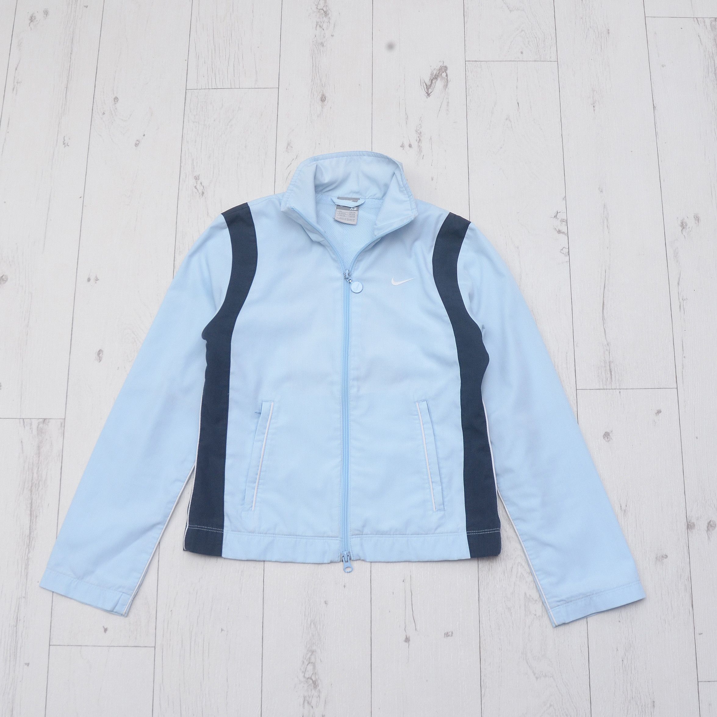 Nike Vintage Nike Mini Swoosh Light Zip Jacket Windbreaker Size XS / US 0-2 / IT 36-38 - 1 Thumbnail