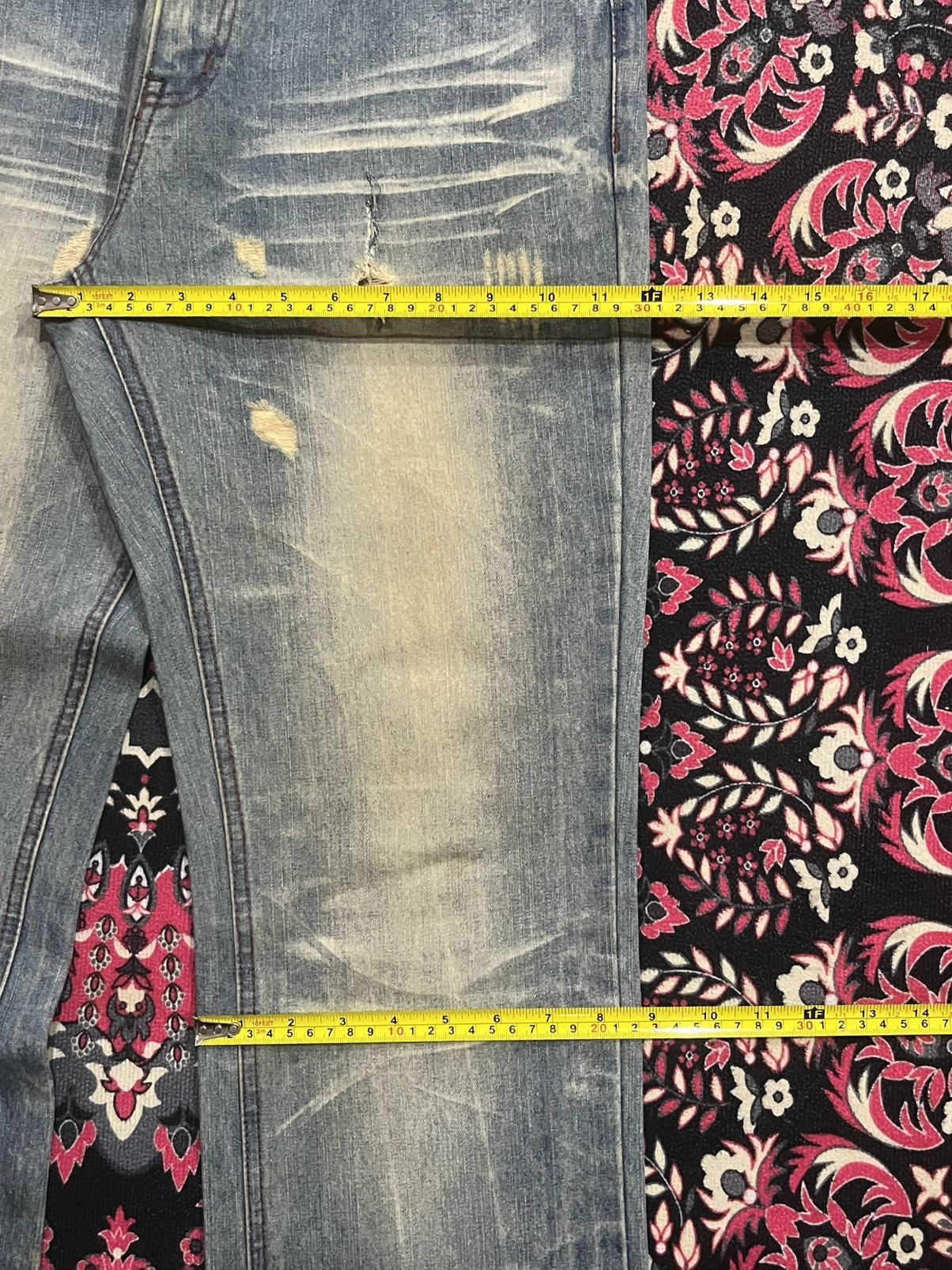 CIVARIZE × If Six Was Nine × Japanese Brand ⚡️Distressed⚡️Vintage Japanese Brand Blue Faded Slash Rip Jean Size US 33 - 12 Thumbnail