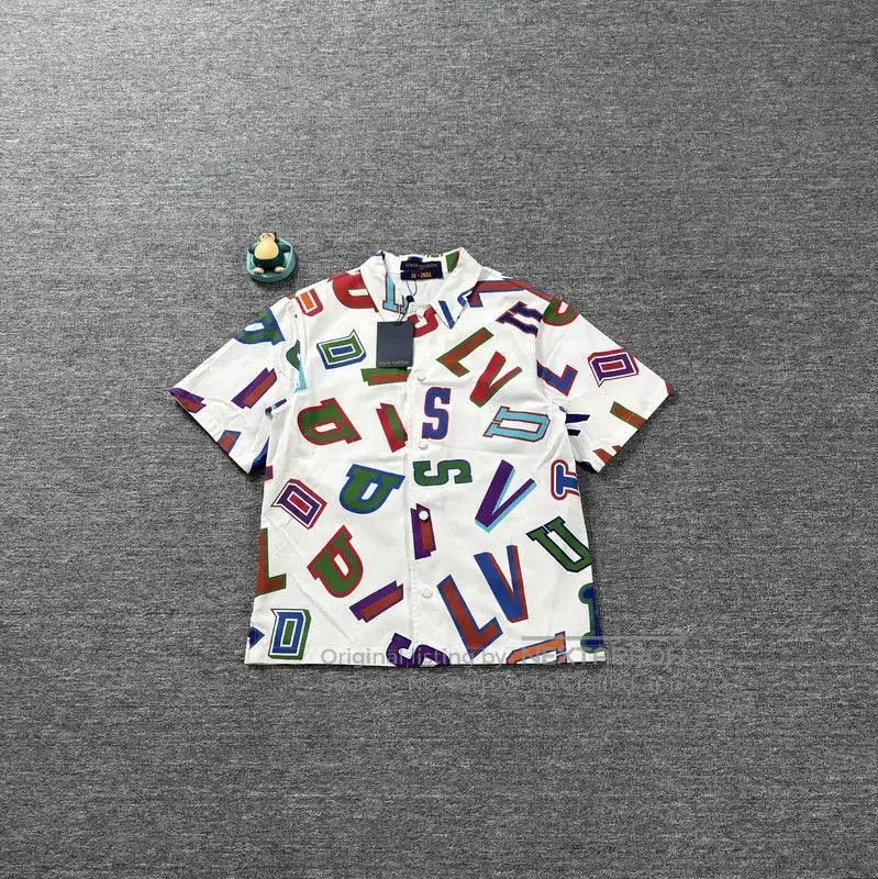Louis Vuitton Louis Vuitton Colorful Short Sleeve Shirt . Size US S / EU 44-46 / 1 - 1 Thumbnail