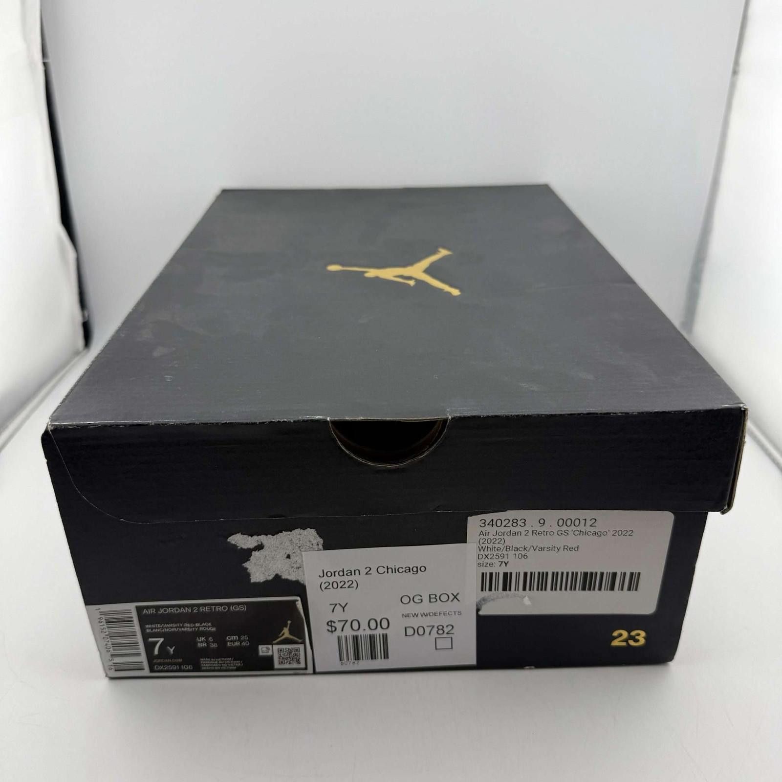 Nike Nike Air Jordan 2 Retro GS White/Varsity Red-Black 7Y Size US 7 / EU 40 - 6 Thumbnail