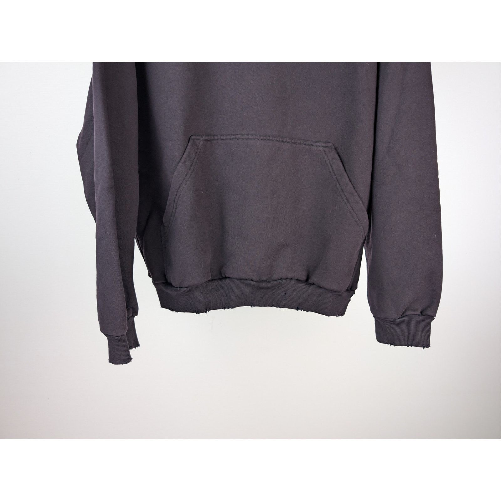 Balenciaga o1rshd1 Pierced Round Hoodie in Washed Black Size US M / EU 48-50 / 2 - 4 Thumbnail