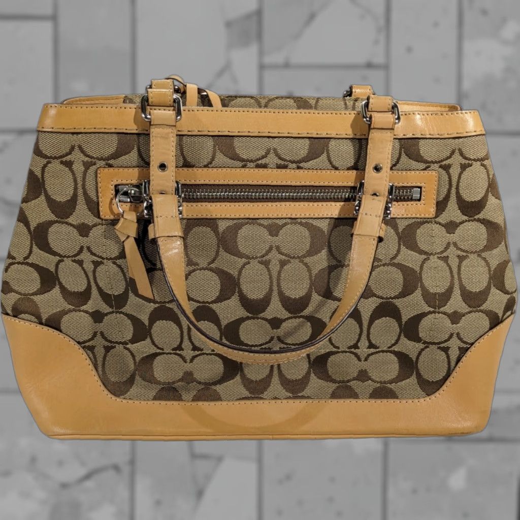 Coach 6830 Tote Women Medium Khaki Beige Canvas City Bag Signature C Logo