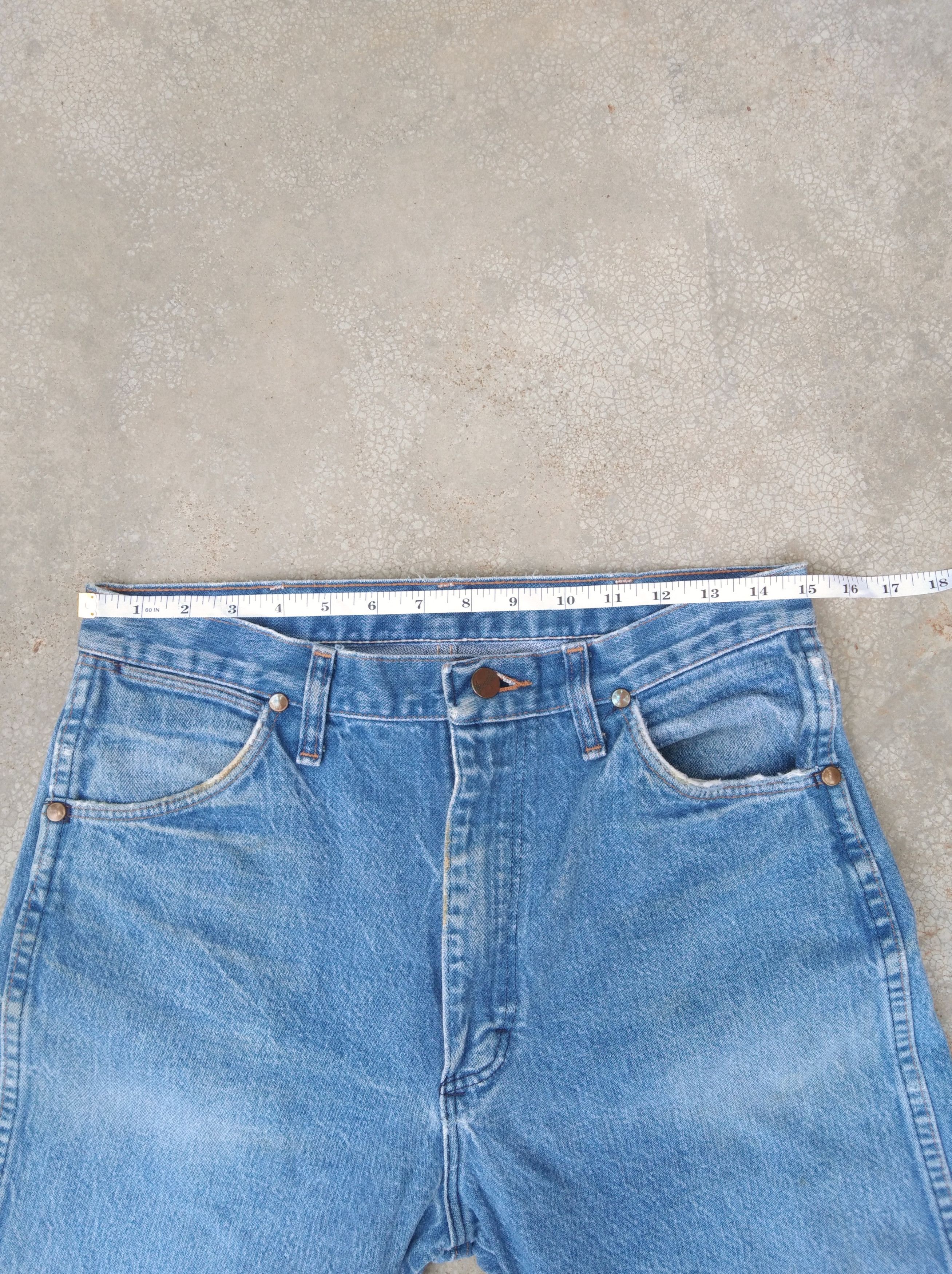 Wrangler 80s Vintage Wrangler Made In USA Distressed Jeans 30x35 Size US 30 / EU 46 - 6 Thumbnail