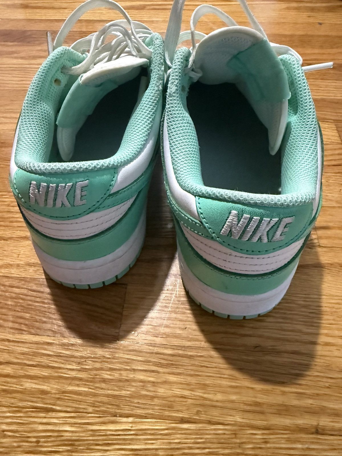 Nike Nike Sb Dunk Green Glow Size US 9 / EU 42 - 6 Thumbnail
