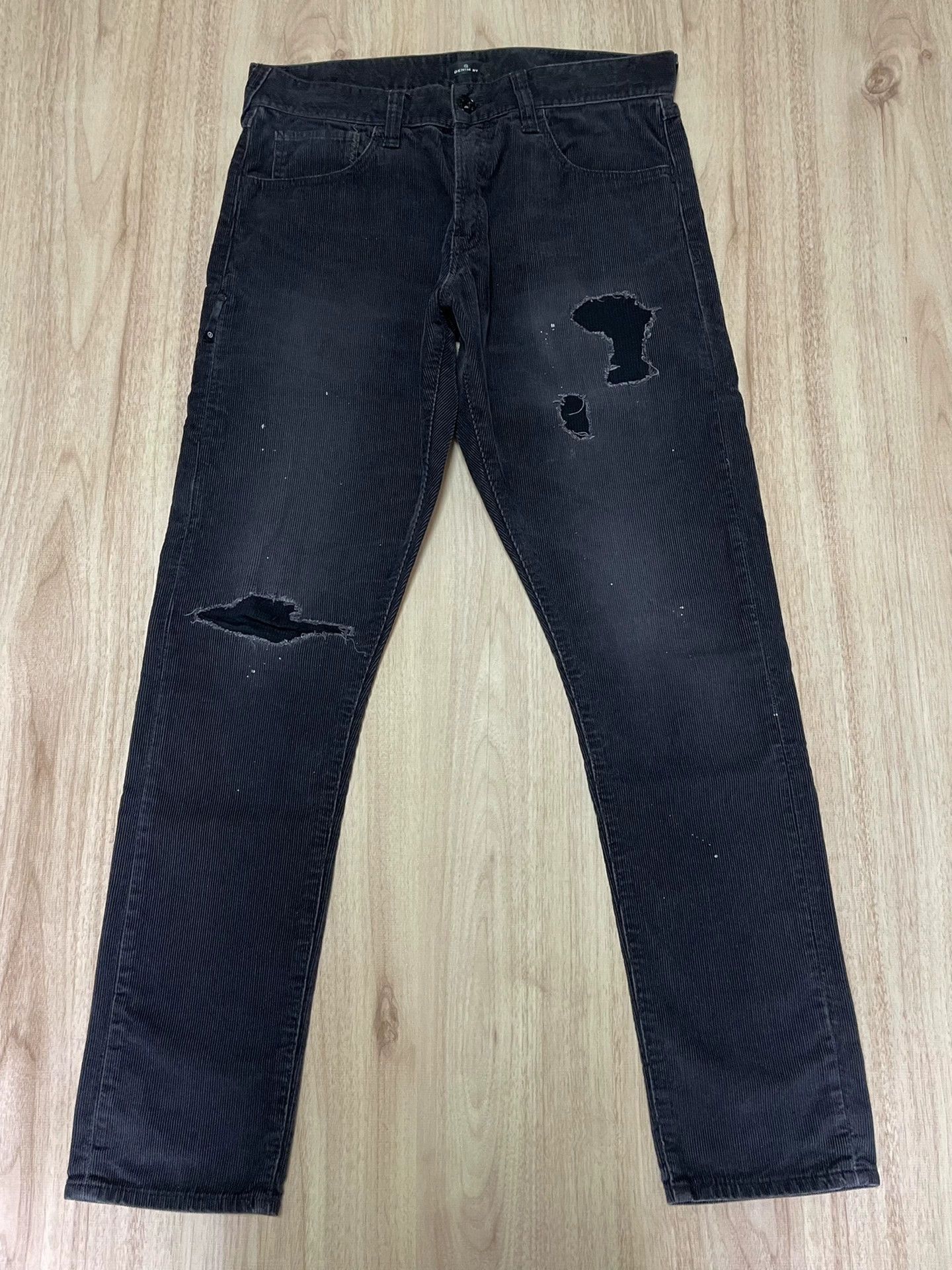 Vanquish Black Distressed Denim Pants Size 32 Size US 32 / EU 48 - 1 Thumbnail
