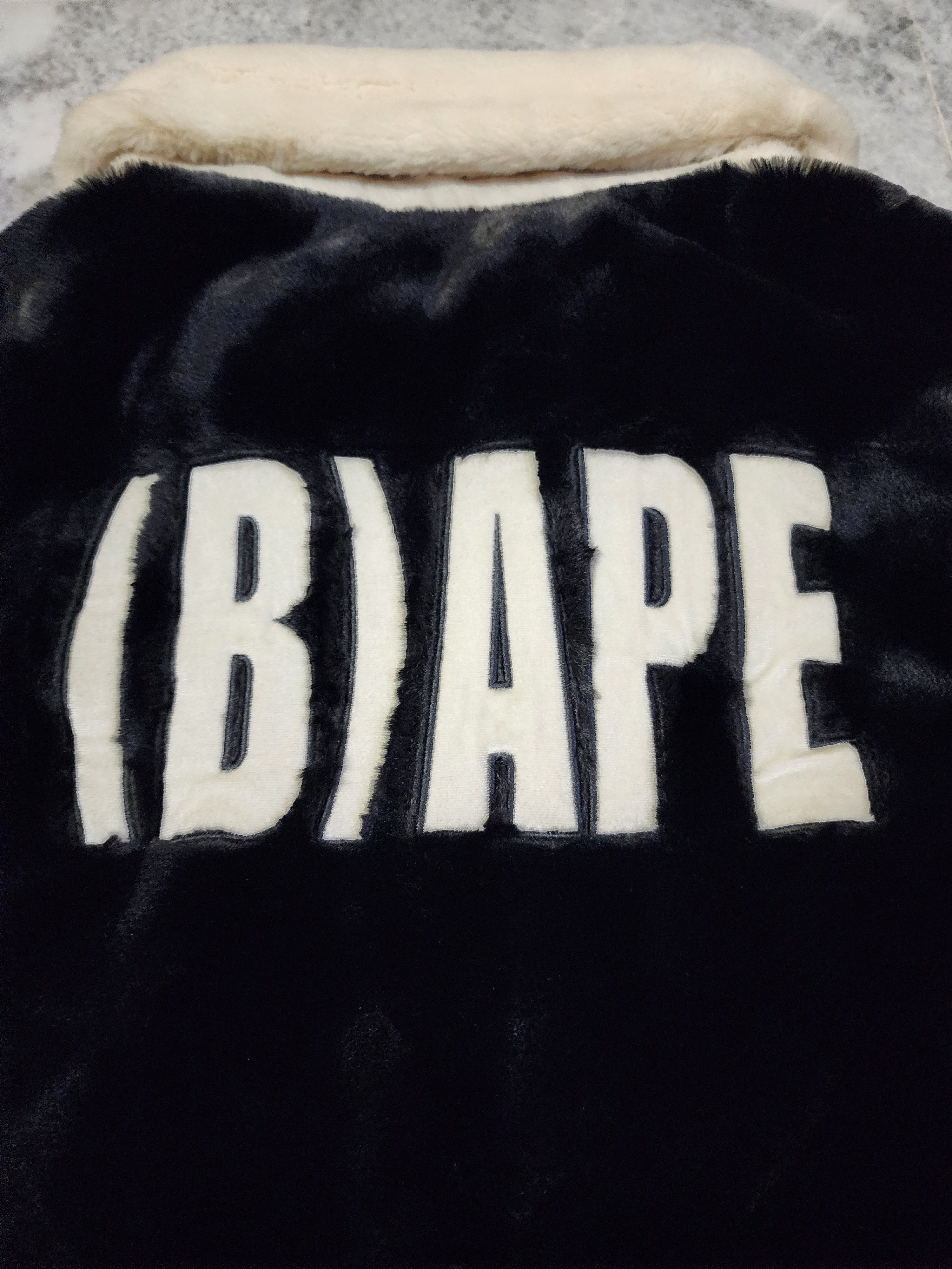 Bape (B)APE Faux Fur Jacket Size US L / EU 52-54 / 3 - 4 Thumbnail