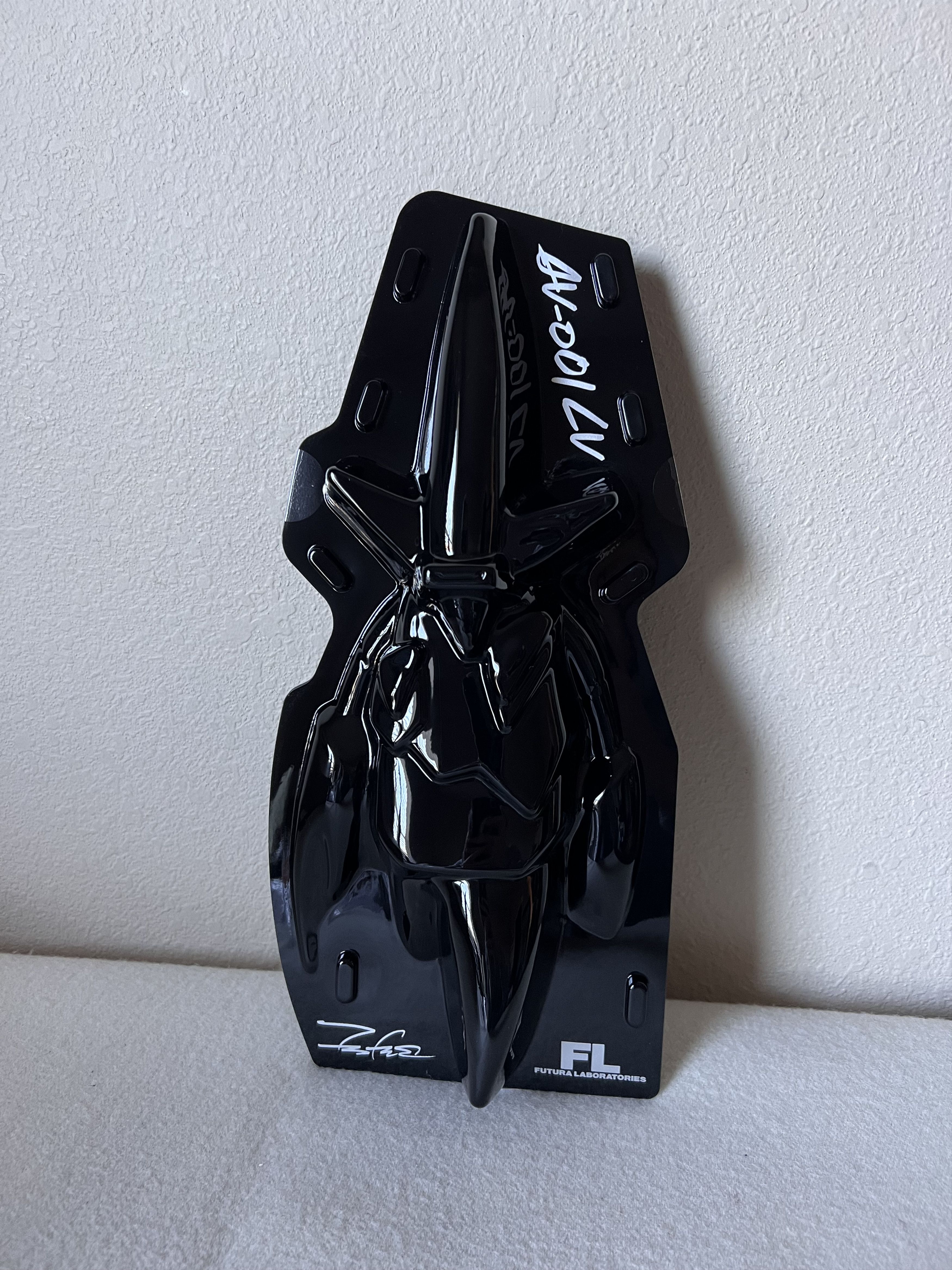 Futura Futura AV-001LV Light Up Sculpture Size ONE SIZE - 2 Thumbnail