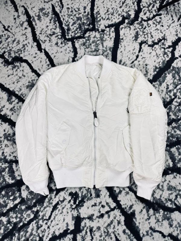 Alpha Industries Reversible Winter Bomber Jacket White S Logo Size US S / EU 44-46 / 1 - 1 Thumbnail