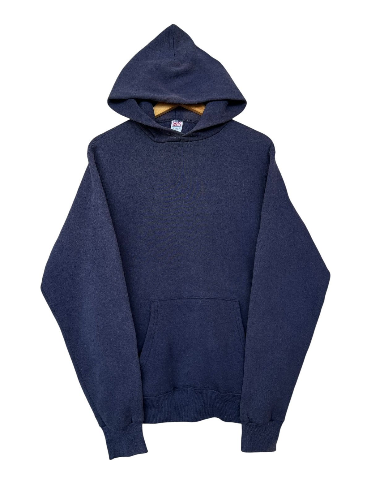 Vintage Vintage 90s Jerzees Navy Blue Sunfaded Hoodie Made In Usa Size US S / EU 44-46 / 1 - 1 Thumbnail