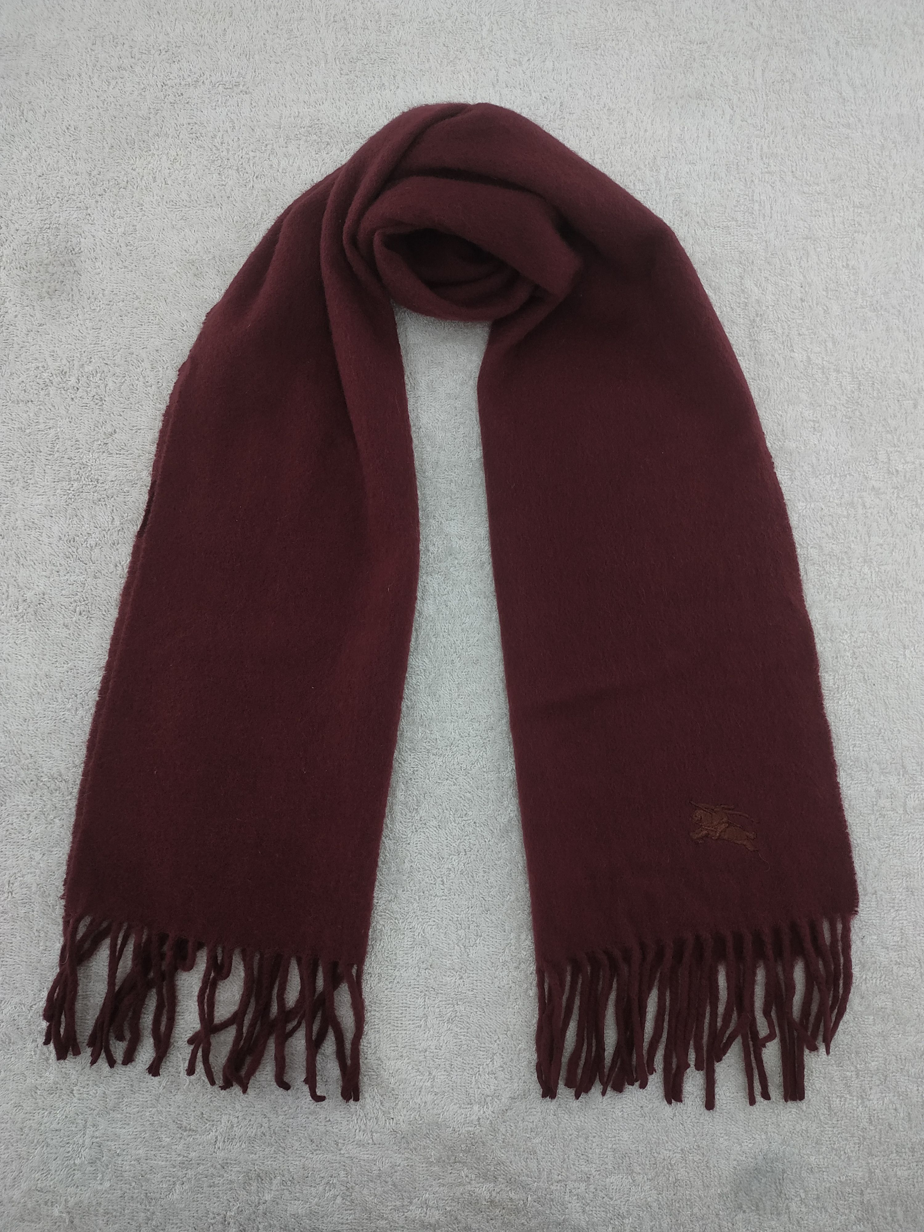 Burberry Vintage Burberry Scarf/Muffler/Neckwear MF566 Size ONE SIZE - 1 Thumbnail